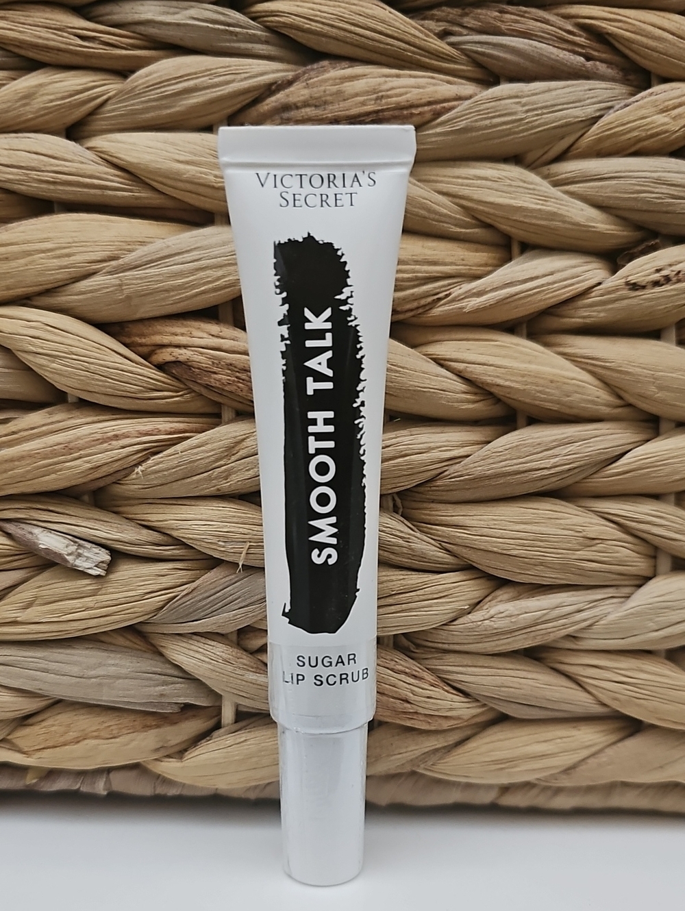 Victoria's Secret Smooth Talk Sugar Lip Scrub -